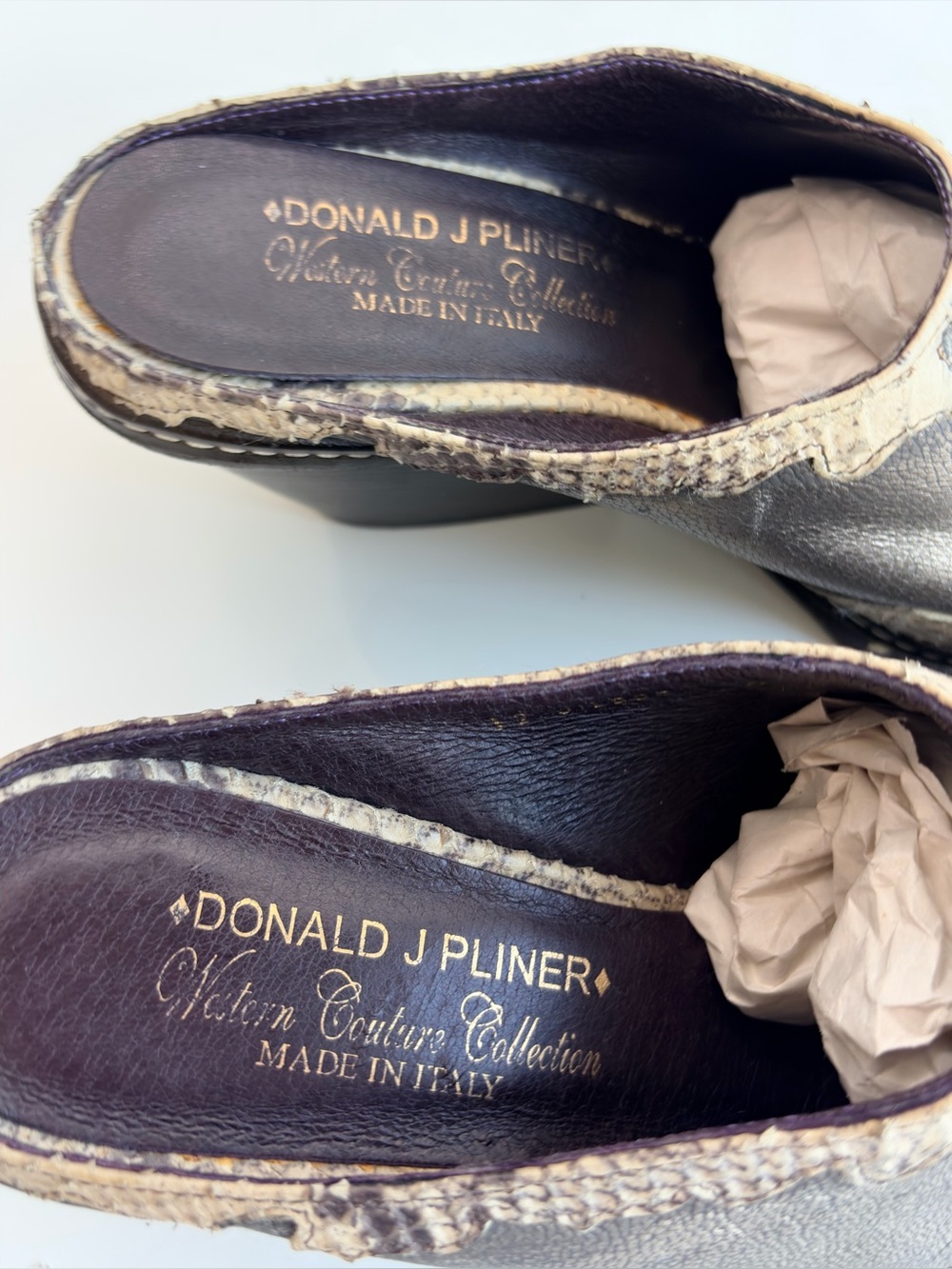 Donald J. Pliner Western Couture Collection Mule Metallic Gray Snakeskin 8M Y2K - Picture 10 of 17